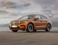 2022 Škoda ENYAQ Coupe iV - Front Three-Quarter Wallpaper 190x150