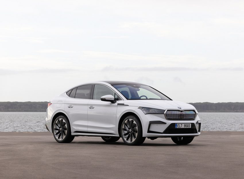 2022 Škoda ENYAQ Coupe iV - Front Three-Quarter Wallpaper 850x624 #55