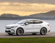 2022 Škoda ENYAQ Coupe iV - Front Three-Quarter Wallpaper 190x150