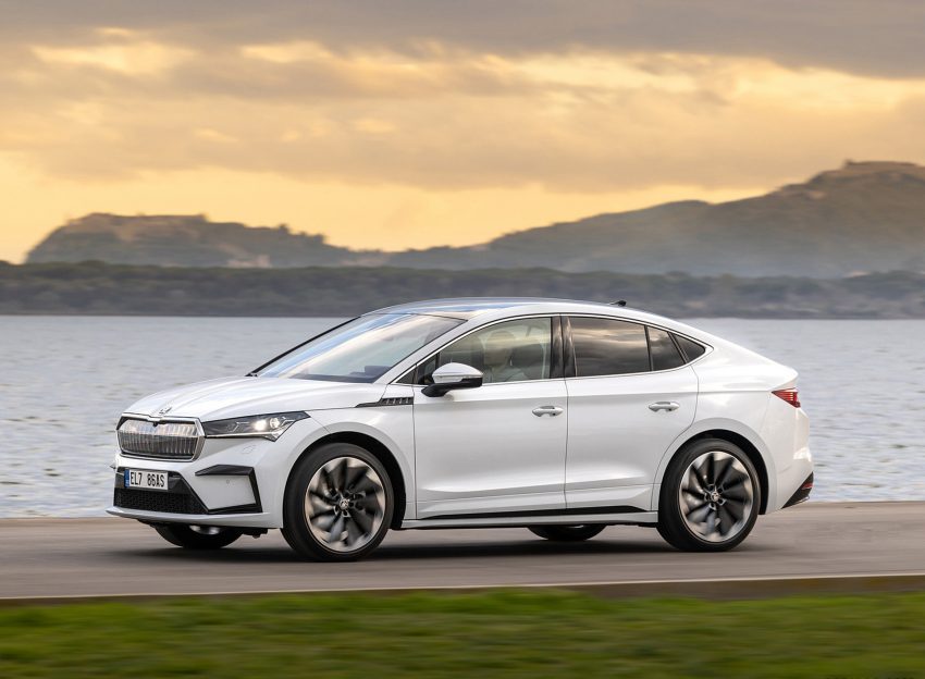 2022 Škoda ENYAQ Coupe iV - Front Three-Quarter Wallpaper 850x624 #38