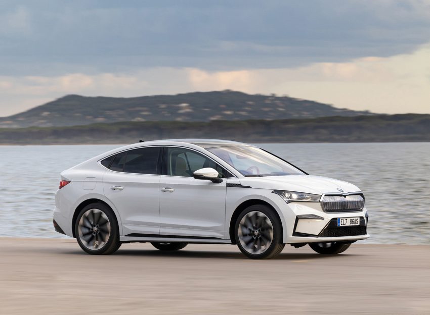 2022 Škoda ENYAQ Coupe iV - Front Three-Quarter Wallpaper 850x624 #39