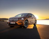 2022 Škoda ENYAQ Coupe iV - Front Three-Quarter Wallpaper 190x150