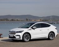 2022 Škoda ENYAQ Coupe iV - Front Three-Quarter Wallpaper 190x150