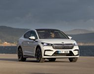 2022 Škoda ENYAQ Coupe iV - Front Three-Quarter Wallpaper 190x150