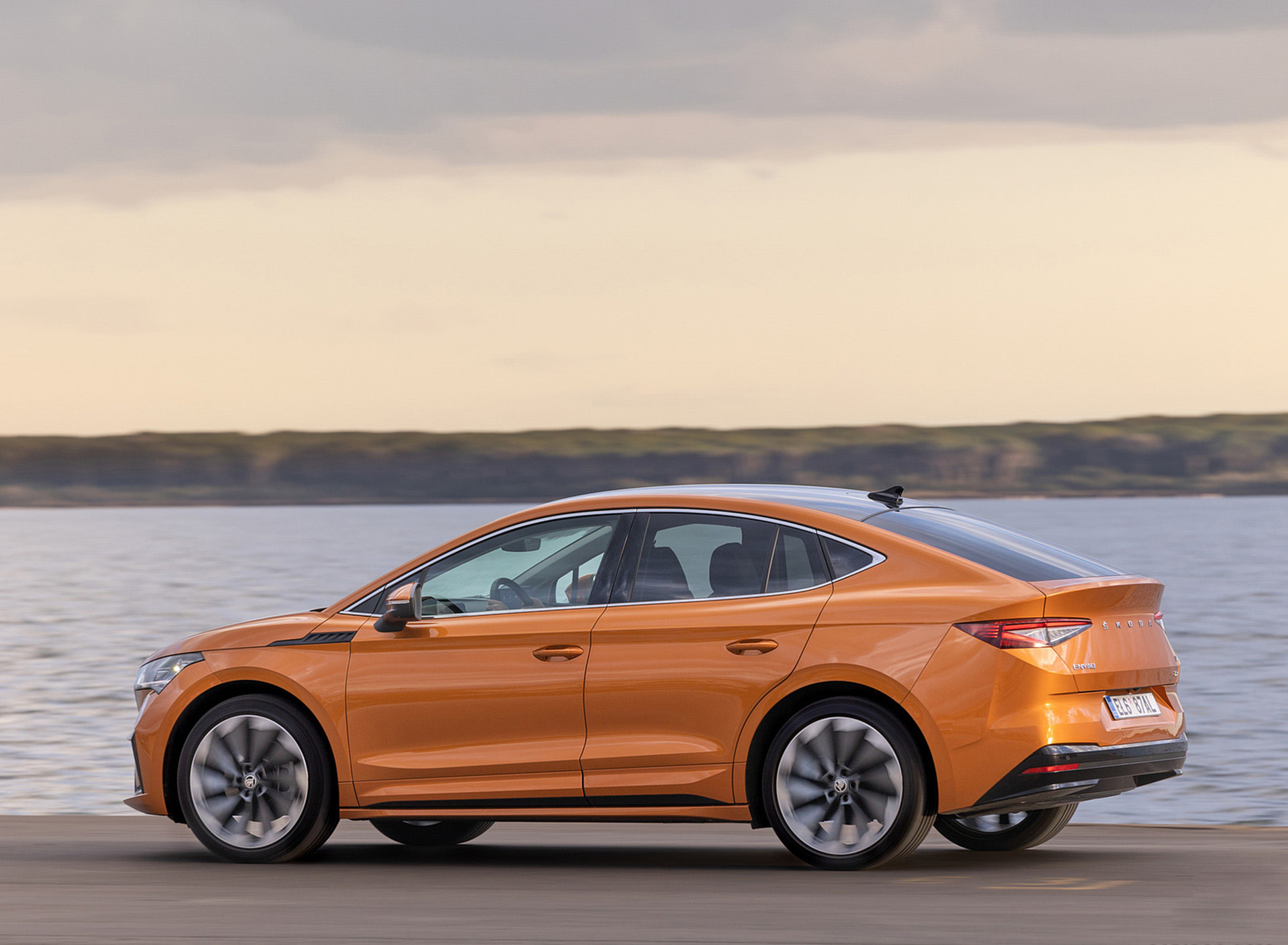 Download 2022 Škoda ENYAQ Coupe iV - Rear Three-Quarter HD Wallpaper 1920x1409 #114