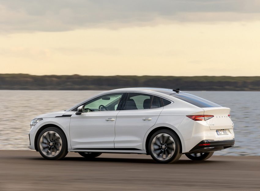 2022 Škoda ENYAQ Coupe iV - Rear Three-Quarter Wallpaper 850x624 #42