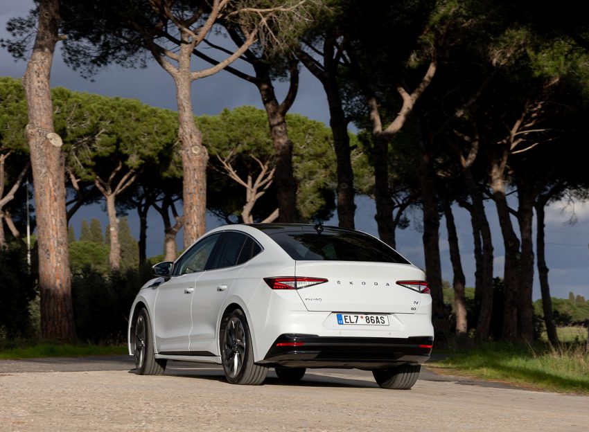 2022 Škoda ENYAQ Coupe iV - Rear Three-Quarter Wallpaper 850x624 #52