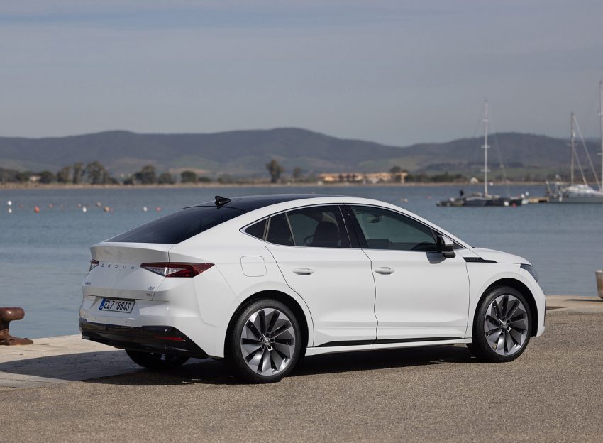2022 Škoda ENYAQ Coupe iV - Rear Three-Quarter Wallpaper 850x624 #48