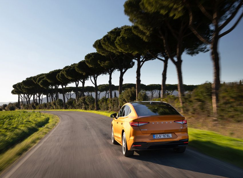 2022 Škoda ENYAQ Coupe iV - Rear Wallpaper 850x624 #89