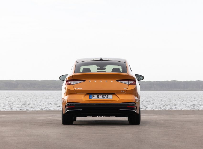2022 Škoda ENYAQ Coupe iV - Rear Wallpaper 850x624 #136