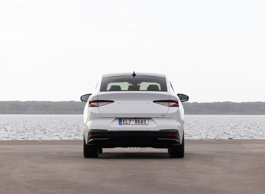 2022 Škoda ENYAQ Coupe iV - Rear Wallpaper 850x624 #60