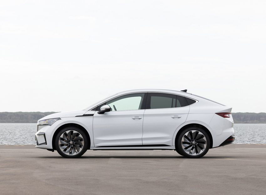 2022 Škoda ENYAQ Coupe iV - Side Wallpaper 850x624 #61