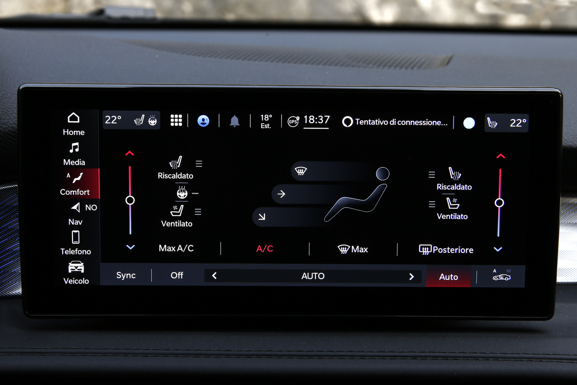 Download 2023 Alfa Romeo Tonale Veloce - Central Console HD Wallpaper 1920x1280 #24