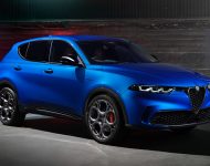 2023 Alfa Romeo Tonale Veloce - Front Three-Quarter Wallpaper 190x150