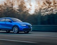 2023 Alfa Romeo Tonale Veloce - Front Three-Quarter Wallpaper 190x150