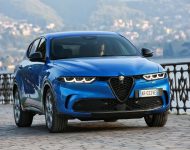 2023 Alfa Romeo Tonale Veloce - Front Wallpaper 190x150