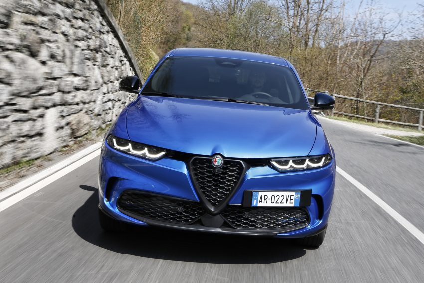 2023 Alfa Romeo Tonale Veloce - Front Wallpaper 850x567 #6