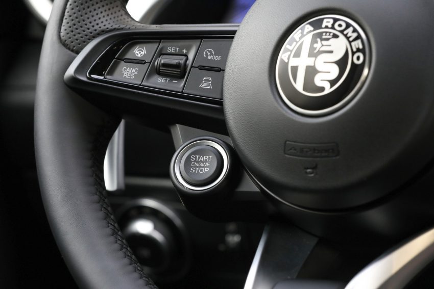 2023 Alfa Romeo Tonale Veloce - Interior, Steering Wheel Wallpaper 850x567 #33