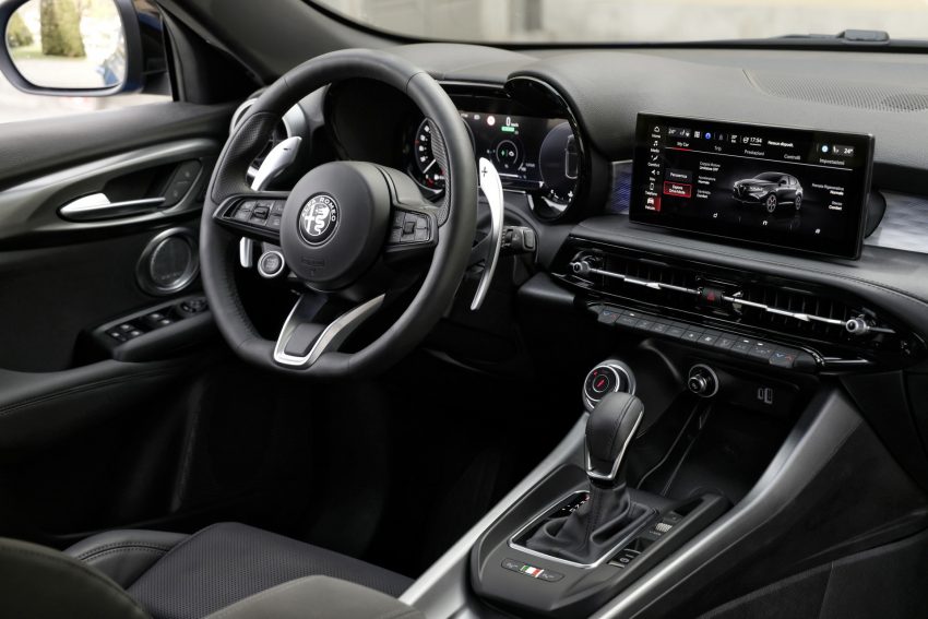 2023 Alfa Romeo Tonale Veloce - Interior Wallpaper 850x567 #27