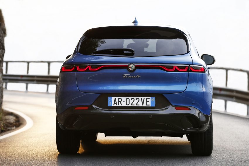 2023 Alfa Romeo Tonale Veloce - Rear Wallpaper 850x567 #14