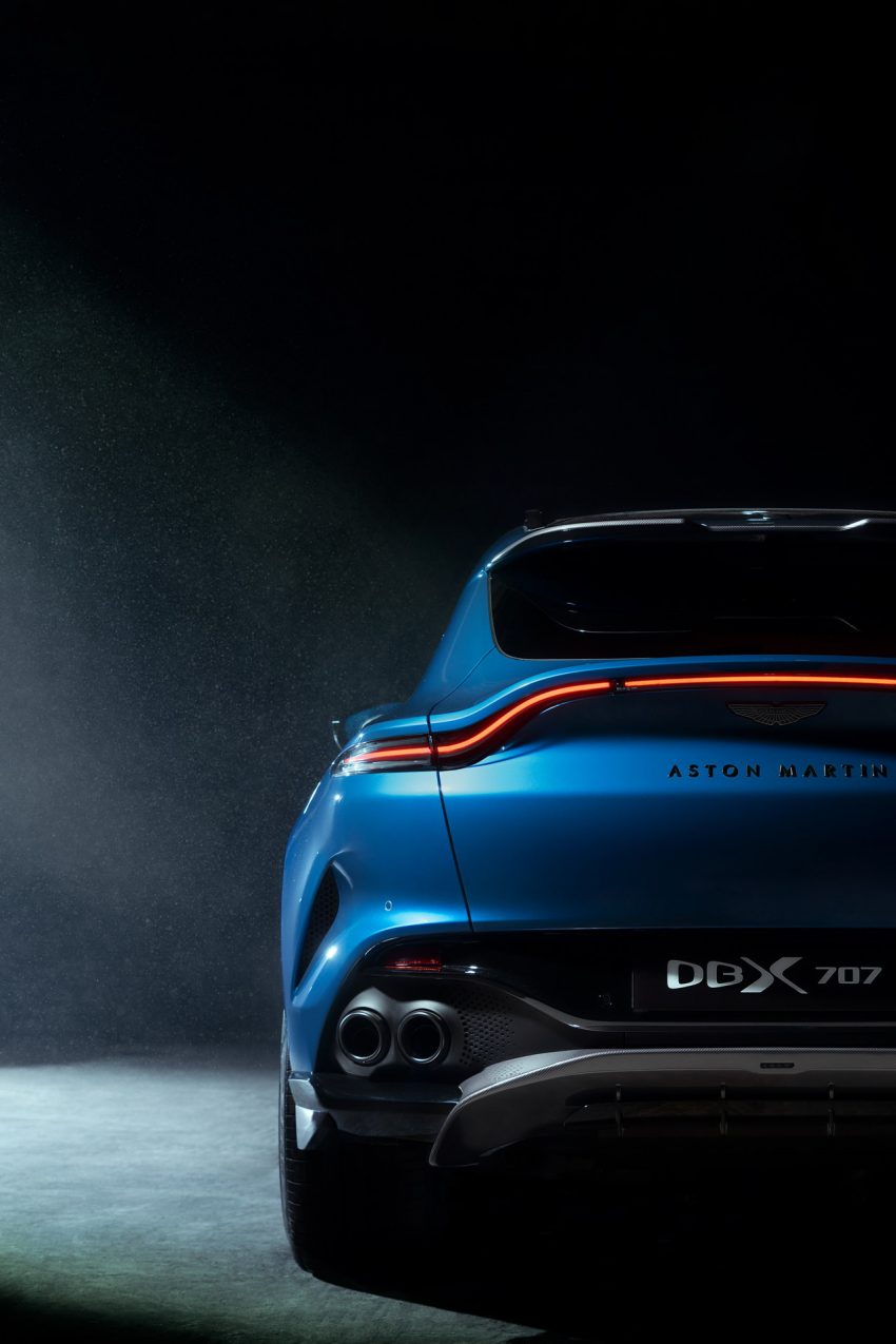 2023 Aston Martin DBX707 - Detail Phone Wallpaper 850x1275 #16