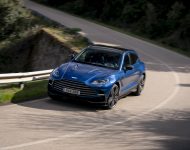 2023 Aston Martin DBX707 - Front Three-Quarter Wallpaper 190x150