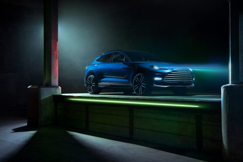 2023 Aston Martin DBX707 - Front Three-Quarter Wallpaper 850x567 #4