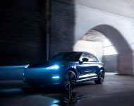 Download 2023 Aston Martin DBX707 HD Wallpapers and Backgrounds