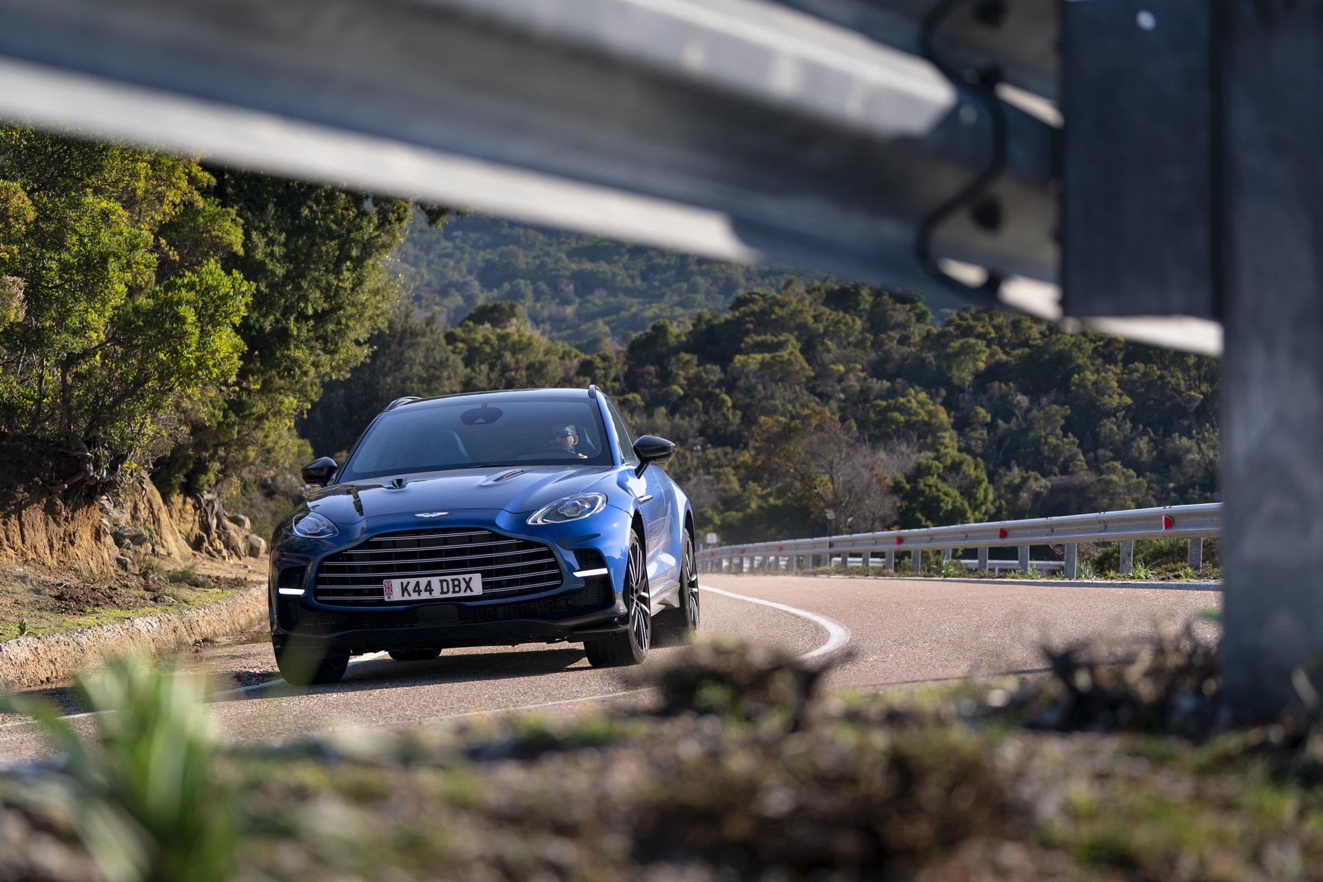 Download 2023 Aston Martin DBX707 - Front HD Wallpaper 1920x1280 #32