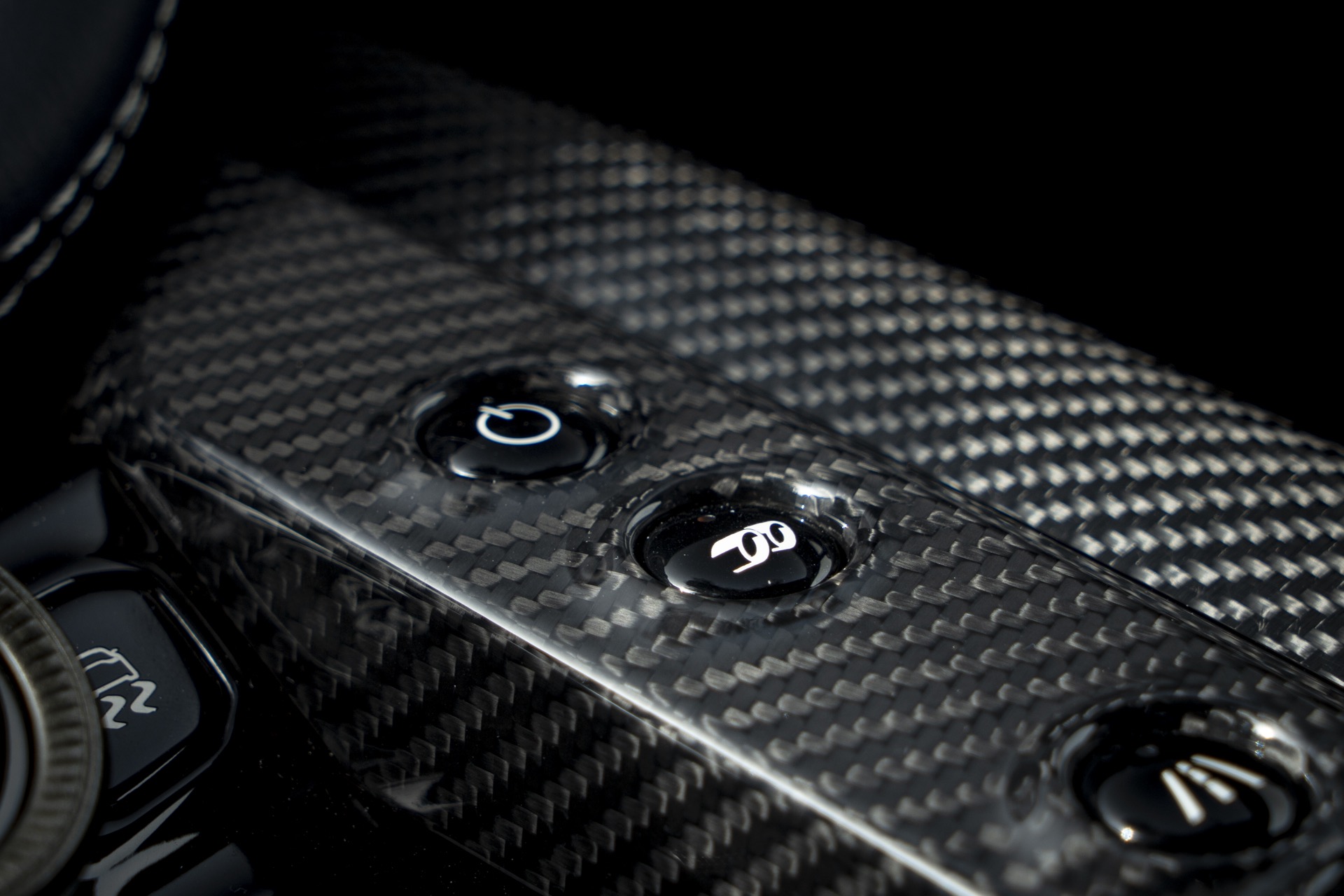 Download 2023 Aston Martin DBX707 - Interior, Detail HD Wallpaper 1920x1280 #59