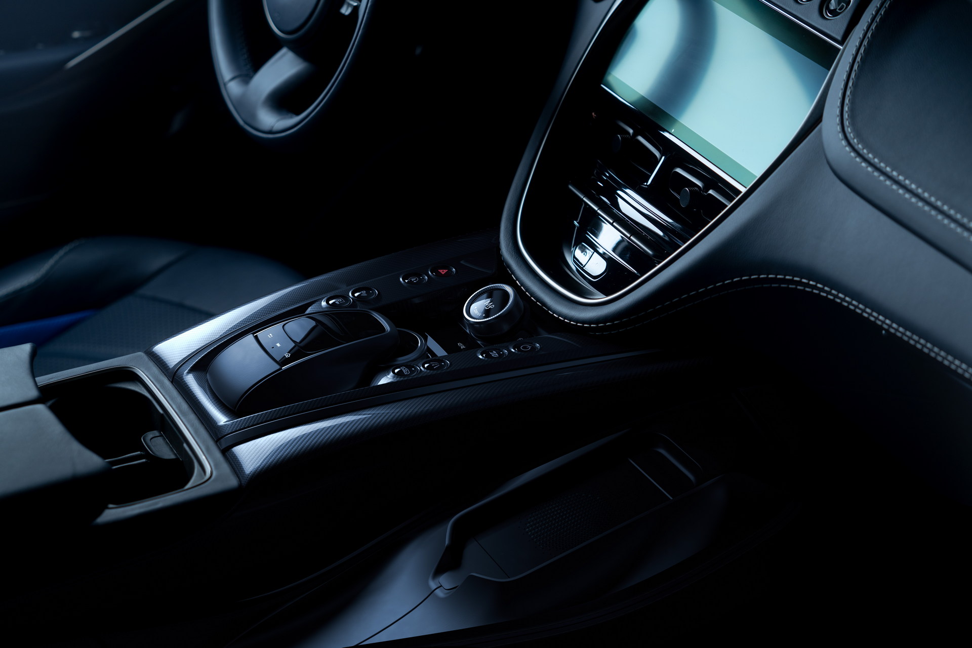 Download 2023 Aston Martin DBX707 - Interior, Detail HD Wallpaper 1920x1280 #20