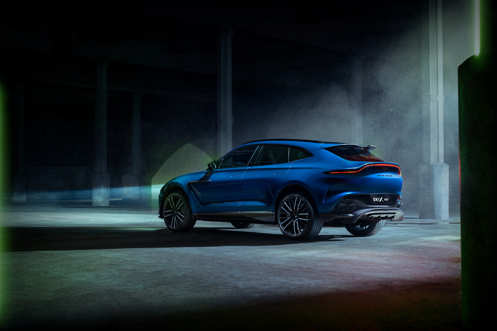 Download 2023 Aston Martin DBX707 - Rear Three-Quarter HD Wallpaper 1920x1280 #10