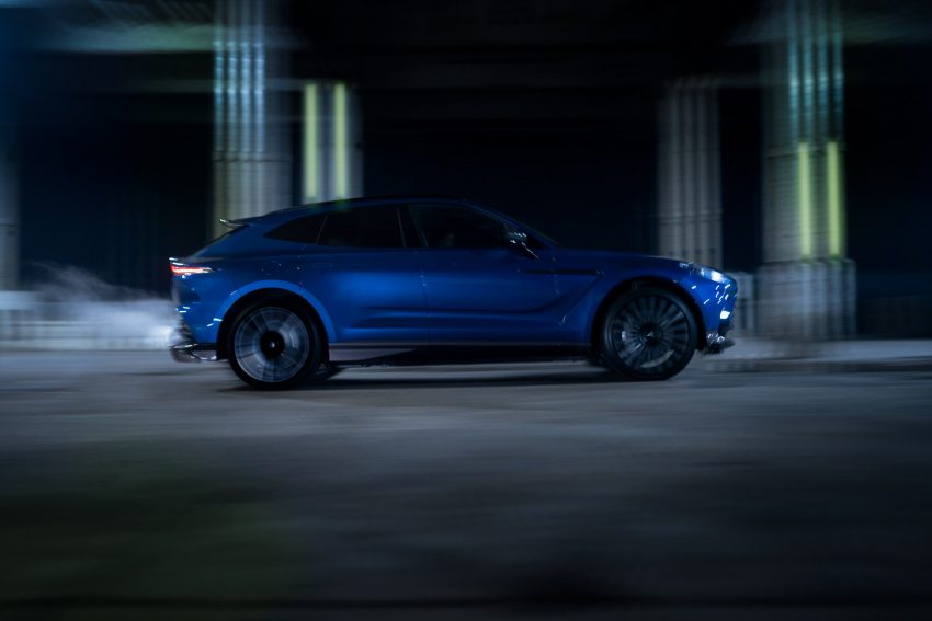 2023 Aston Martin DBX707 - Side Wallpaper 850x567 #7