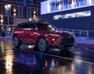 2023 Chevrolet Blazer RS - Front Three-Quarter Wallpaper 190x150