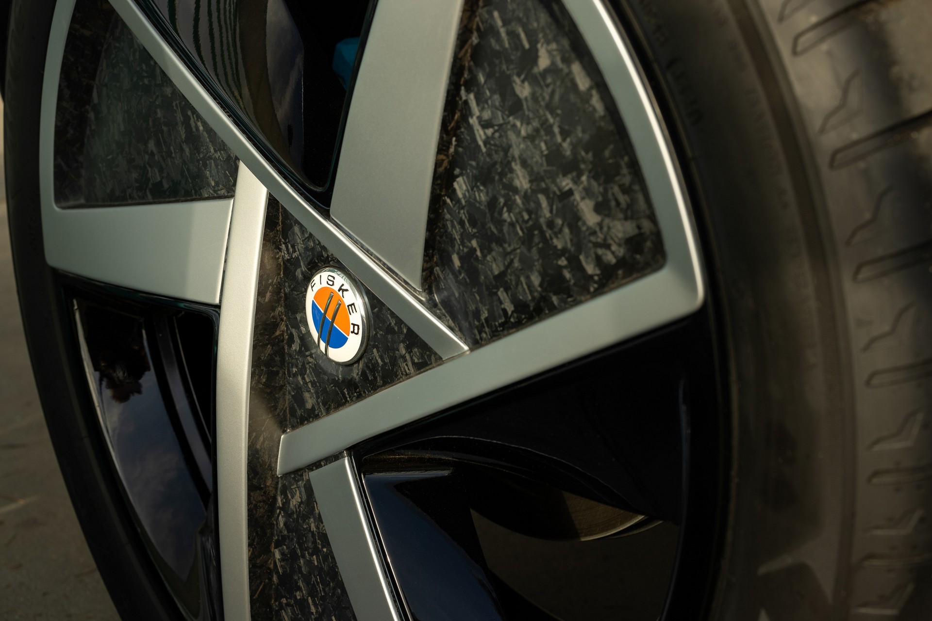 Download 2023 Fisker Ocean - Wheel HD Wallpaper 1920x1281 #14