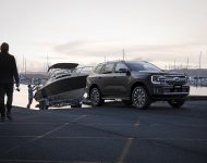 2023 Ford Everest Platinum - Front Three-Quarter Wallpaper 190x150