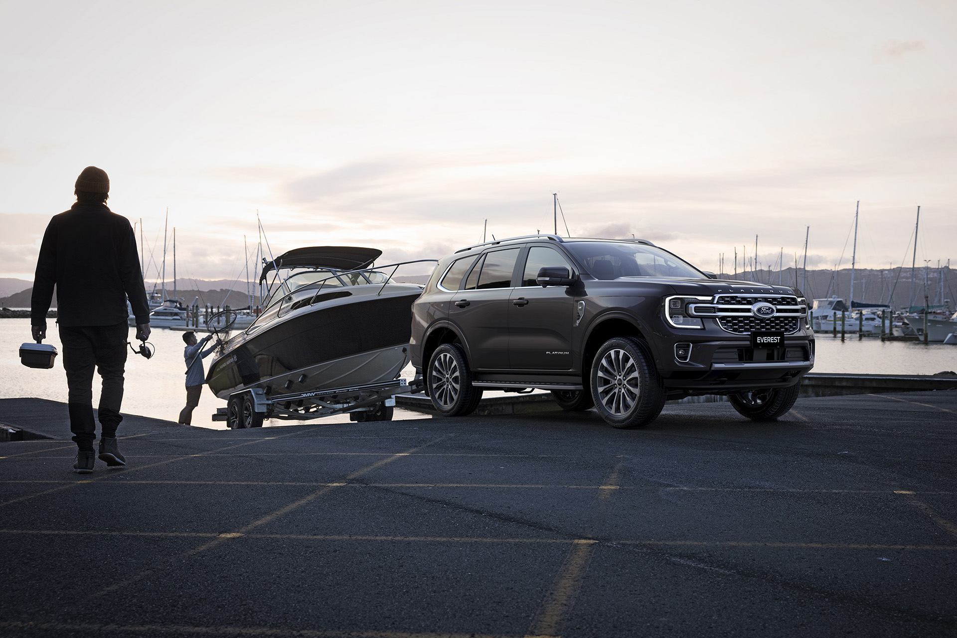 Download 2023 Ford Everest Platinum - Front Three-Quarter HD Wallpaper 1920x1280 #4