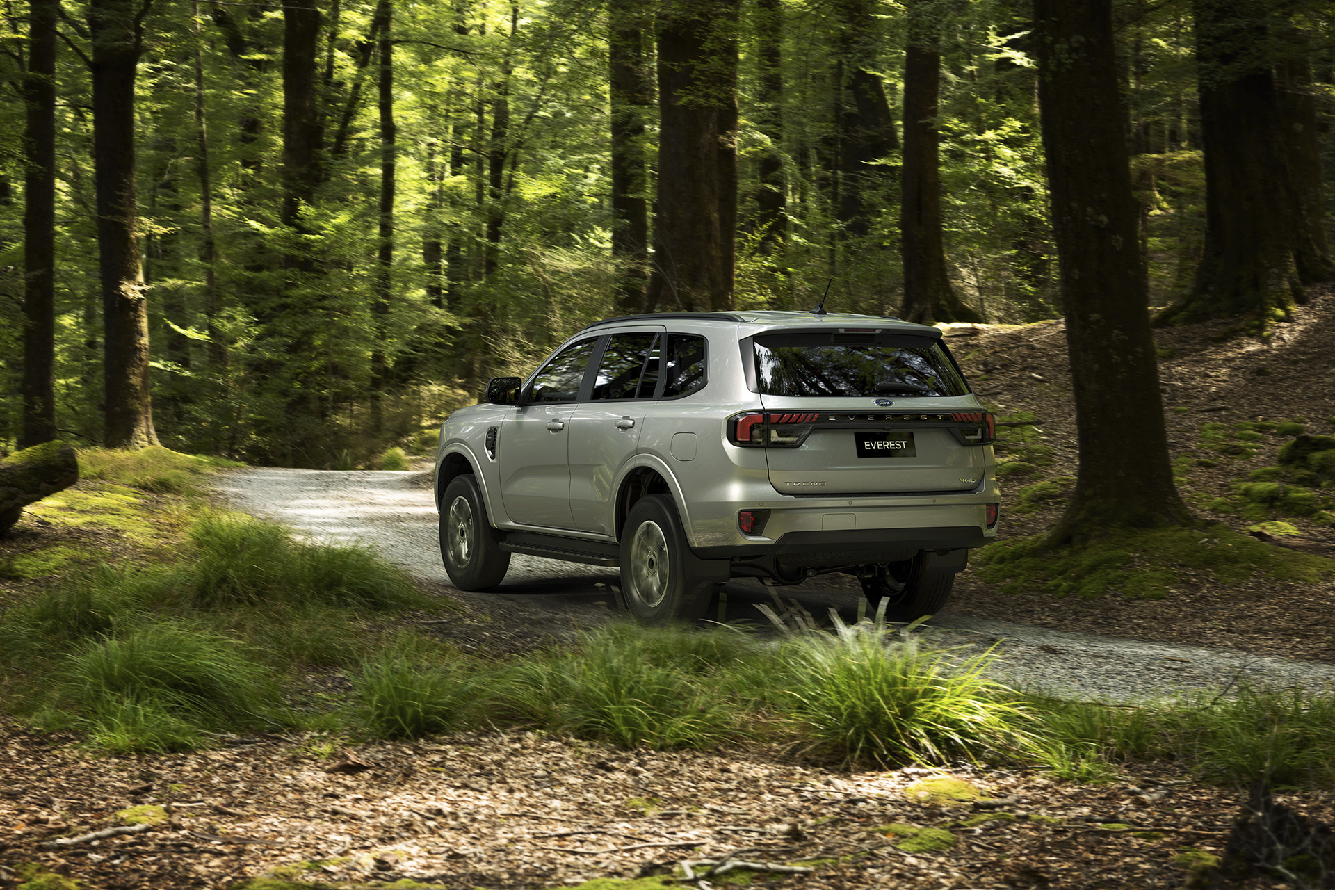Download 2023 Ford Everest Trend - Rear Three-Quarter HD Wallpaper 1920x1280 #3