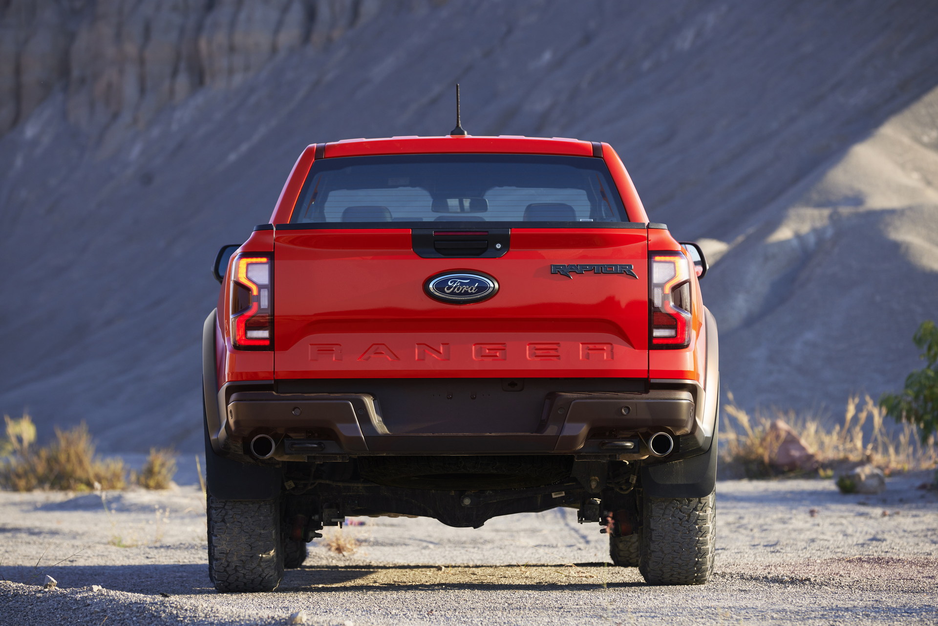 Download 2023 Ford Ranger Raptor - Rear HD Wallpaper 1920x1281 #23