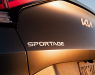 2023 Kia Sportage PHEV - Badge Wallpaper 190x150