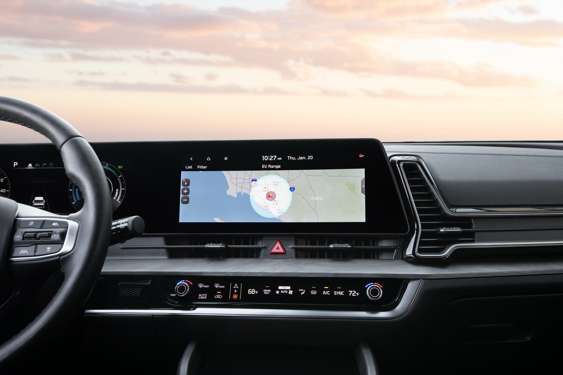 Download 2023 Kia Sportage PHEV - Central Console HD Wallpaper 1921x1281 #24