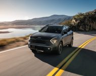 2023 Kia Sportage PHEV - Front Three-Quarter Wallpaper 190x150