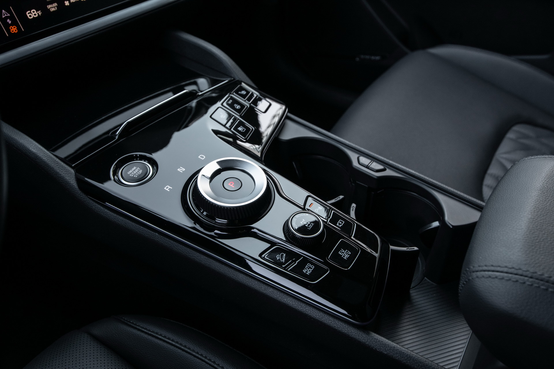 Download 2023 Kia Sportage PHEV - Interior, Detail HD Wallpaper 1921x1281 #31