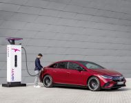 2023 Mercedes-AMG EQE 43 4Matic - Charging Wallpaper 190x150