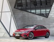 2023 Mercedes-AMG EQE 43 4Matic - Front Three-Quarter Wallpaper 190x150
