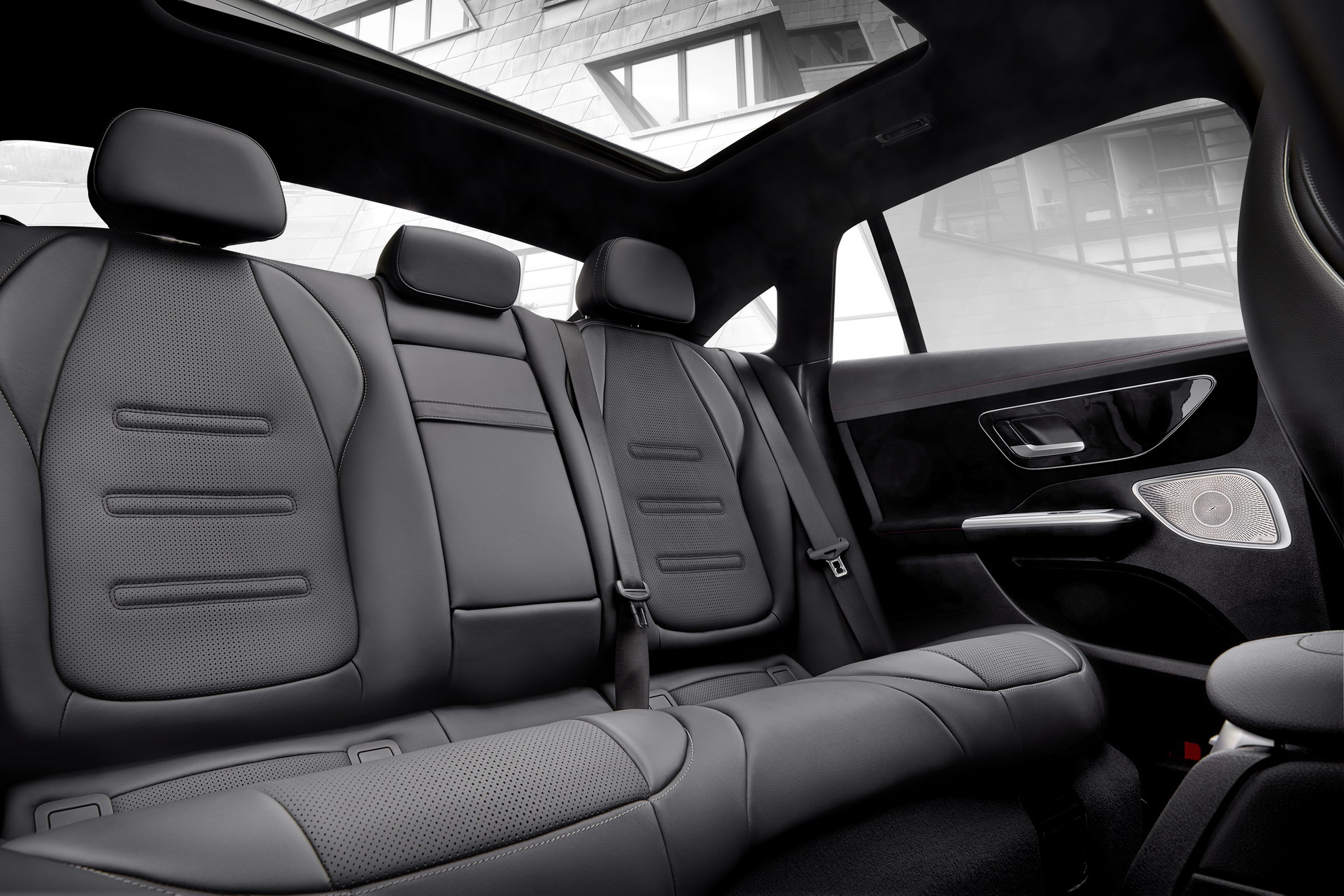 Download 2023 Mercedes-AMG EQE 43 4Matic - Interior, Rear Seats HD Wallpaper 1921x1281 #42