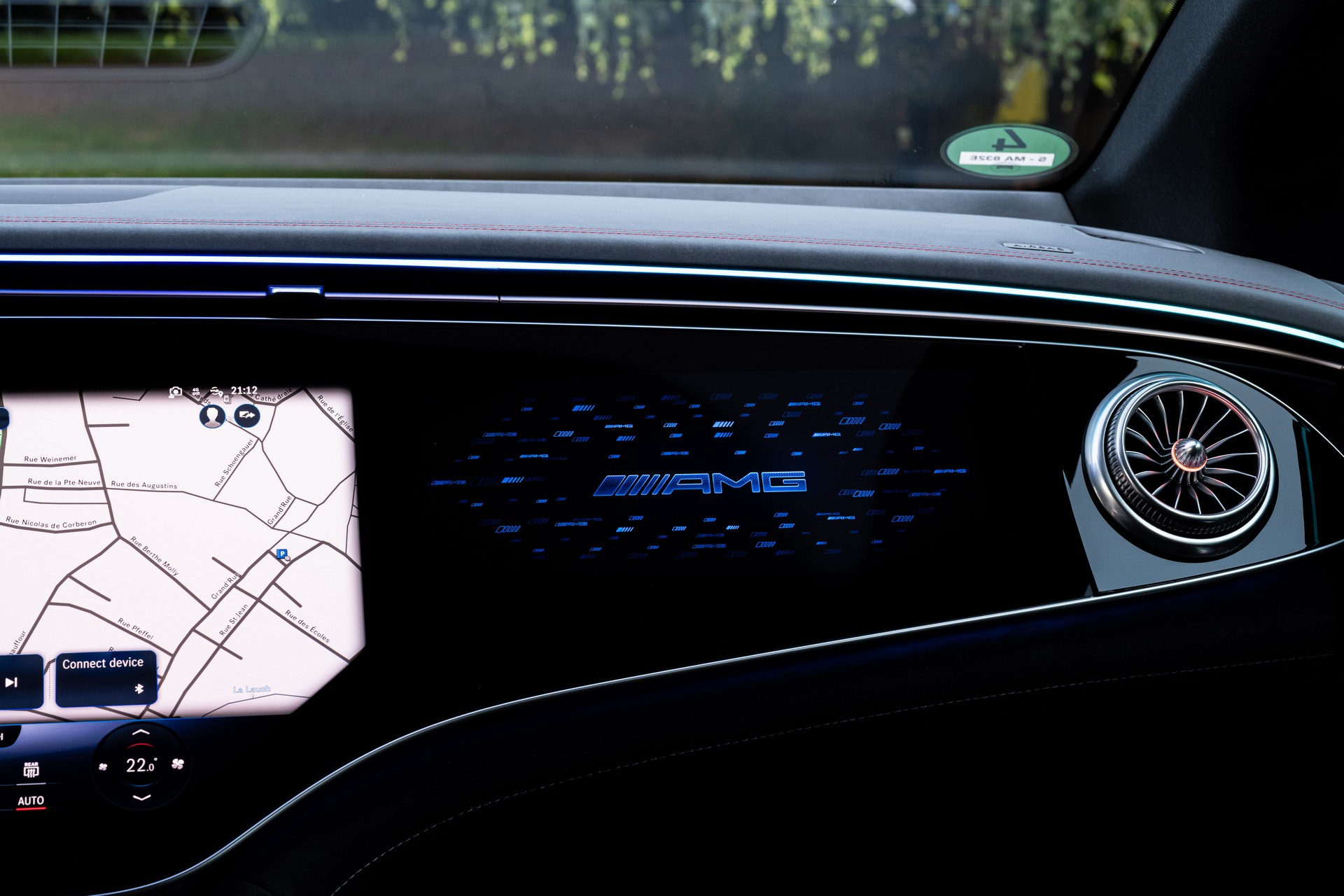 Download 2023 Mercedes-AMG EQE 53 4Matic+ - Central Console HD Wallpaper 1920x1280 #62