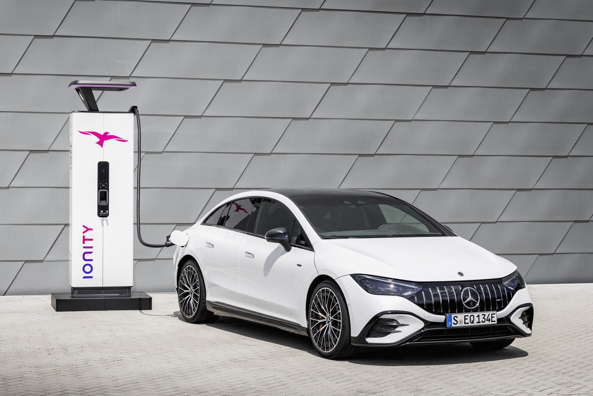 Download 2023 Mercedes-AMG EQE 53 4Matic+ - Charging HD Wallpaper 1921x1282 #163