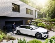 2023 Mercedes-AMG EQE 53 4Matic+ - Front Three-Quarter Wallpaper 190x150