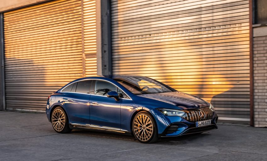 2023 Mercedes-AMG EQE 53 4Matic+ - Front Three-Quarter Wallpaper 850x514 #100